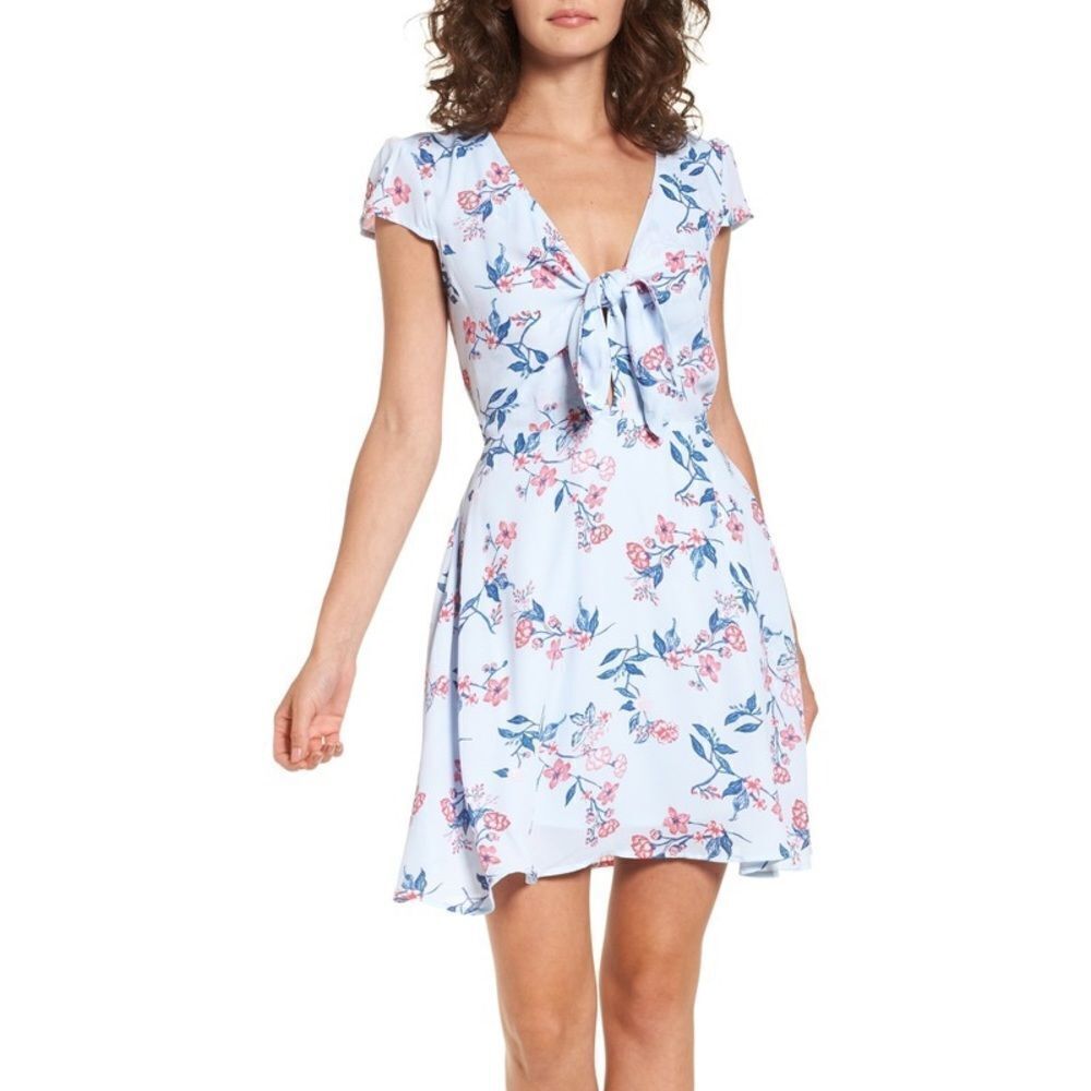 ✨ BP. Floral Tie Front Dress✨